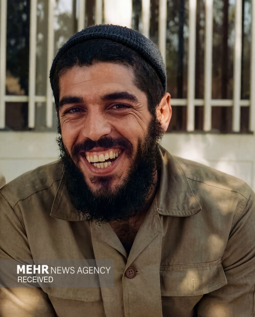 شهید ابراهیم هادی 30