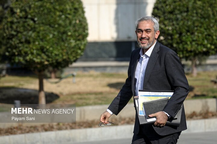 مدنی زاده: زیاندهی شرکتهای دولتی باید متوقف شود