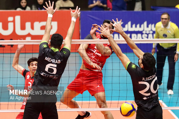 لیگ برتر والیبال مردان به تعویق افتاد/ احتمال لغو بازی در لیگ بانوان