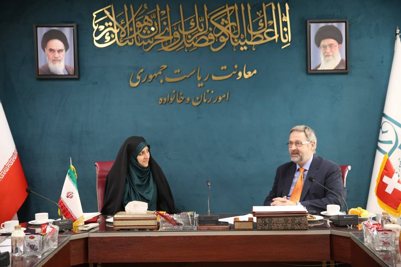 تحریم‌ها خشونت غیرمستقیم اما عمیق علیه زنان و کودکان ایجاد کرده‌اند