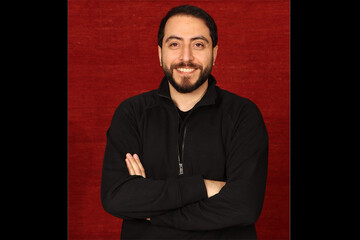 وجود نگاه منفی به تئاترهای شبانه؛ نمایش کمدی برای جامعه ضروری است