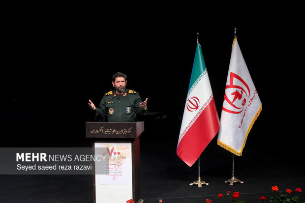 دومین کنگره سرداران و 700 شهید منطقه 19 24