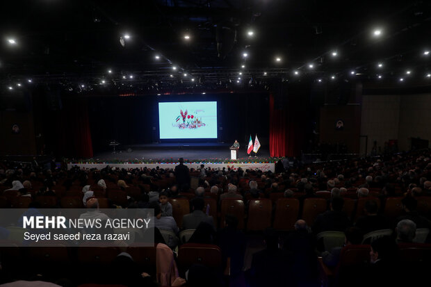 دومین کنگره سرداران و 700 شهید منطقه 19 25