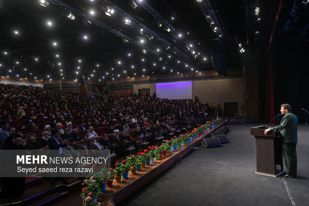 دومین کنگره سرداران و 700 شهید منطقه 19 27