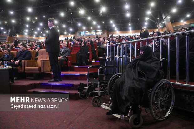 دومین کنگره سرداران و 700 شهید منطقه 19 30