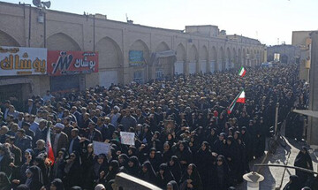 مردم دارالعباده یزد جنایت تخریبگران را محکوم کردند