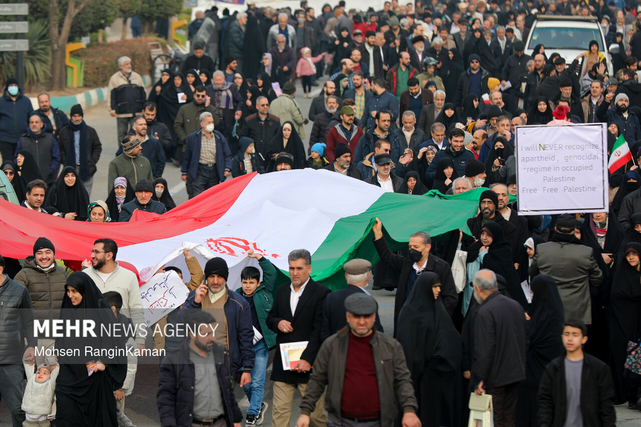 خروش مردم ایران علیه اغتشاشگران مسلح خروش مردم ایران علیه اغتشاشگران مسلح