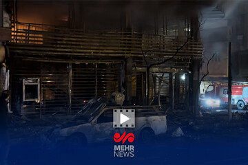 هێرشی ئاژاوەچیەکان بۆ سەر خەڵکی تاران