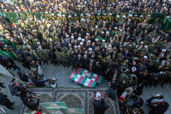 قم، شرپسندوں کے حملوں میں شہید ہونے والے دو پولیس اہلکاروں کی تشییع جنازہ