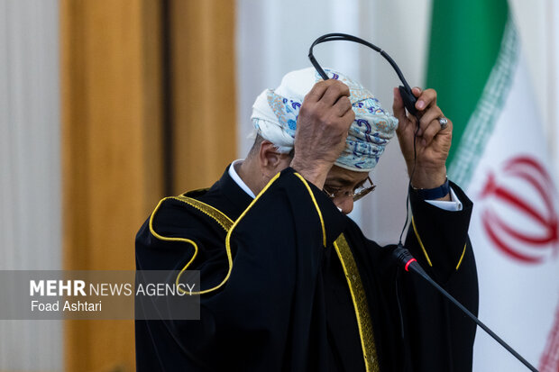 دیدار و کنفرانس خبری وزاری خارجه ایران و عمان