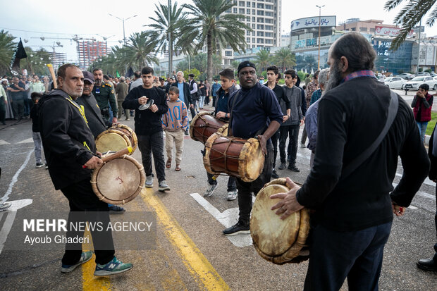 تشییع پیکر شهید امنیت امیرحسین ترکاشوند در کیش