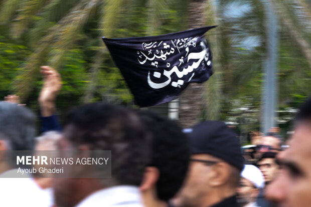 تشییع شهدای امنیت در کرمانشاه با حضور پرشور مردم برگزار شد تشییع شهدای امنیت در کرمانشاه با حضور پرشور مردم برگزار شد