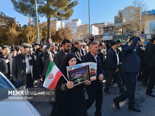 تشییع پیکر مطهر شهید «مهدی رحیمی» در ایلام