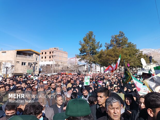 تشییع پیکر مطهر شهید «مهدی رحیمی» در ایلام