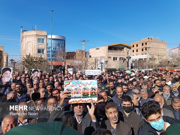 تشییع پیکر مطهر شهید «مهدی رحیمی» در ایلام