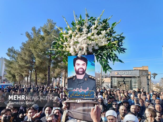 تشییع پیکر مطهر شهید «مهدی رحیمی» در ایلام