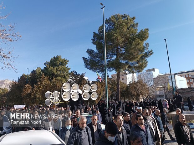 تشییع پیکر مطهر شهید «مهدی رحیمی» در ایلام