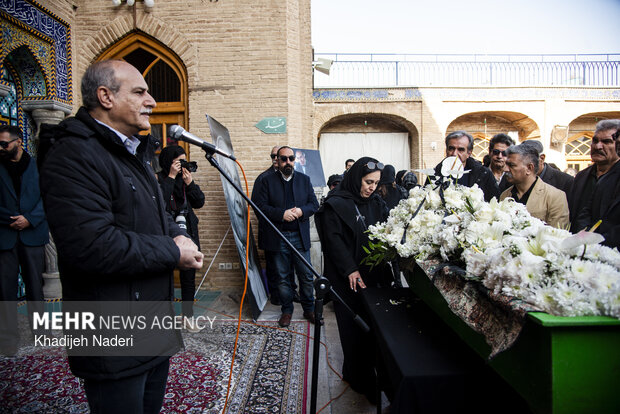 تشییع و خاکسپاری پیکر استاد «امیر هوشنگ جزی زاده» در اصفهان