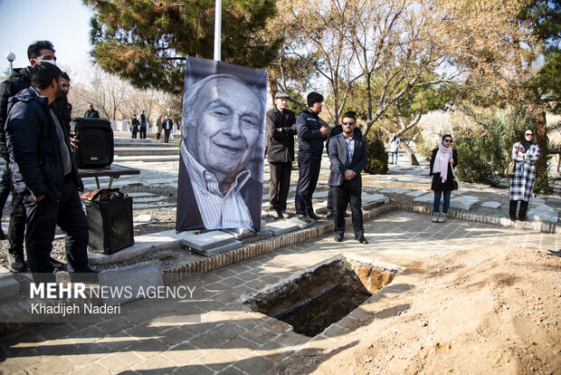 تشییع و خاکسپاری پیکر استاد «امیر هوشنگ جزی زاده» در اصفهان