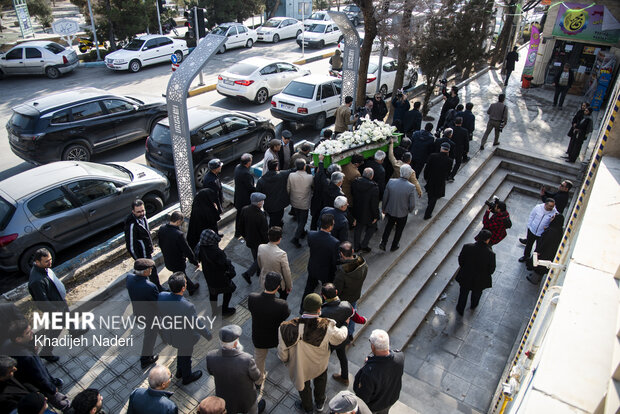 تشییع و خاکسپاری پیکر استاد «امیر هوشنگ جزی زاده» در اصفهان