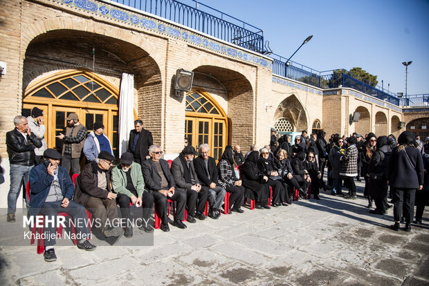 تشییع و خاکسپاری پیکر استاد «امیر هوشنگ جزی زاده» در اصفهان