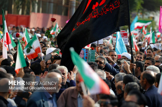 پیکر شهید مدافع امنیت در اسلامشهر تشییع شد