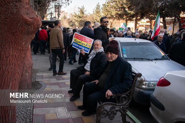 راهپیمایی اعلام انزجاز مردم استان سمنان از اغتشاشگران