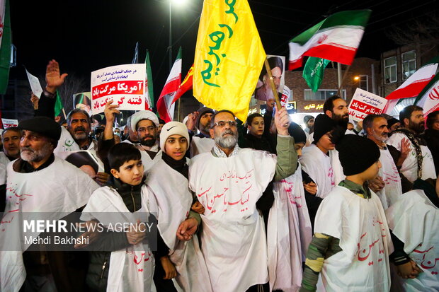 راهپیمایی شبانه مردم قم علیه اقدامات تروریستی