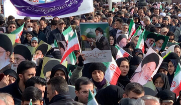 VIDEO: Massive Pro-Islamic Establishment rally in Urmia