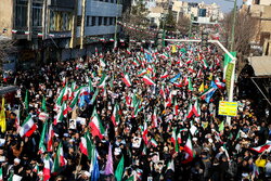 روایت مهر از راهپیمایی باشکوه و اتحاد مقدس قمی ها علیه تروریسم