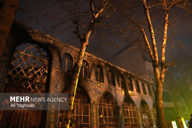 تخریب‌ اموال عمومی و شخصی توسط اغتشاشگران در رشت