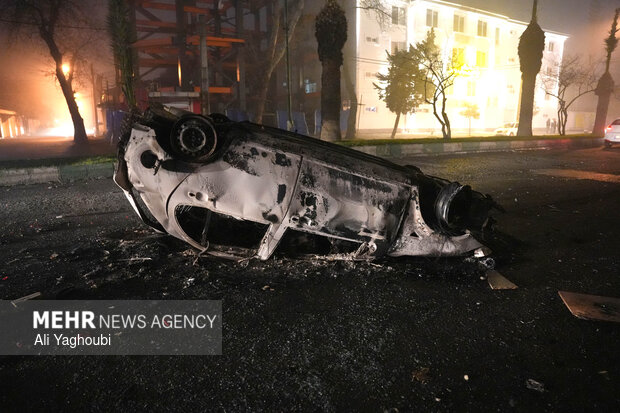 ایران جان می دهد اما تسلیم هرگز