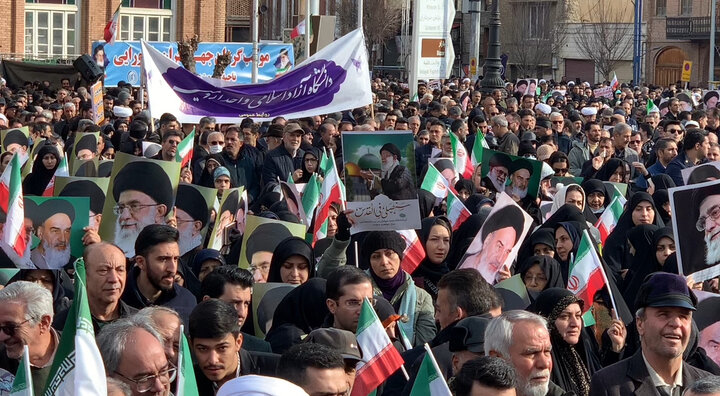 تجمع باشکوه مردم ارومیه در محکومیت اقدامات اغتشاشگران