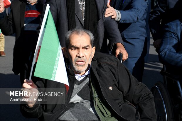 راهپیمایی مردم انقلابی بیرجند در پی محکومیت اغتشاشات