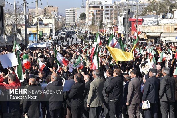 تجمع «همبستگی ملی» در ایلام