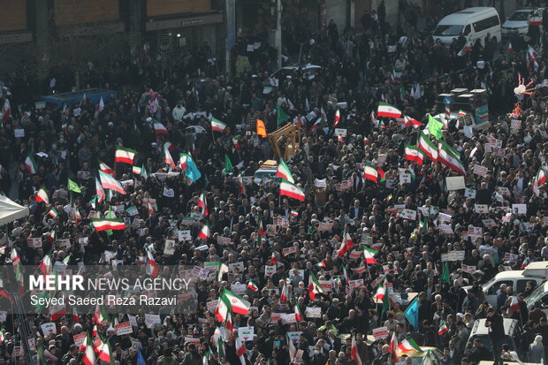 تجمع «همبستگی ملی» در سراسر کشور 10