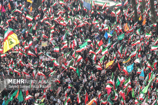 Tahran'daki dev mitingden fotoğraflar
