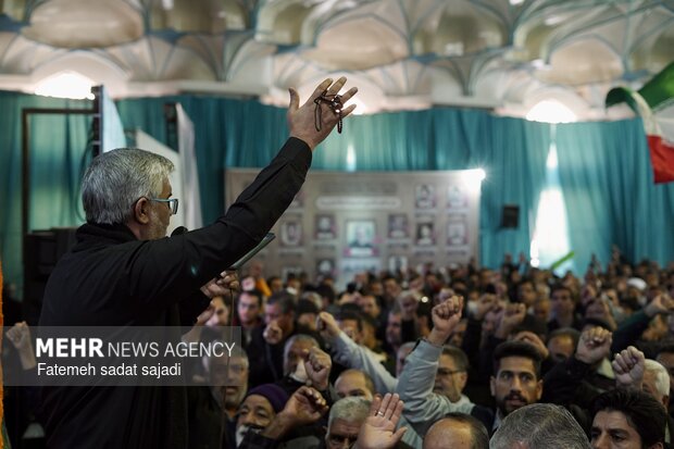 خروش مردم کرمان علیه اغتشاشگران با تشییع شهید امنیت