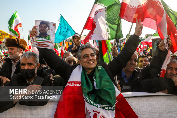 اتحاد قهرمانانه مردم تهران علیه تروریسم و اغتشاش آمریکایی - صهیونیستی 19