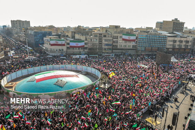 اتحاد قهرمانانه مردم تهران علیه تروریسم و اغتشاش آمریکایی - صهیونیستی