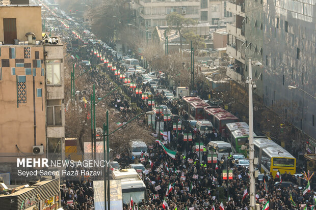 اتحاد قهرمانانه مردم تهران علیه تروریسم و اغتشاش آمریکایی - صهیونیستی