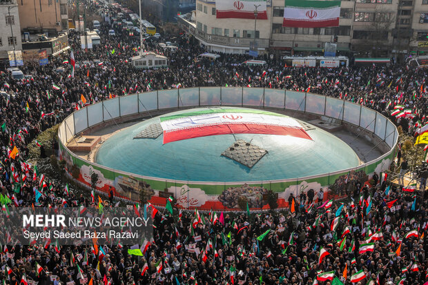 اتحاد قهرمانانه مردم تهران علیه تروریسم و اغتشاش آمریکایی - صهیونیستی