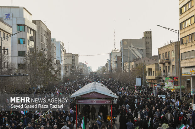 اتحاد قهرمانانه مردم تهران علیه تروریسم و اغتشاش آمریکایی - صهیونیستی
