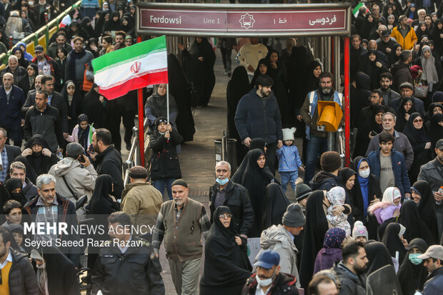 اتحاد قهرمانانه مردم تهران علیه تروریسم و اغتشاش آمریکایی - صهیونیستی