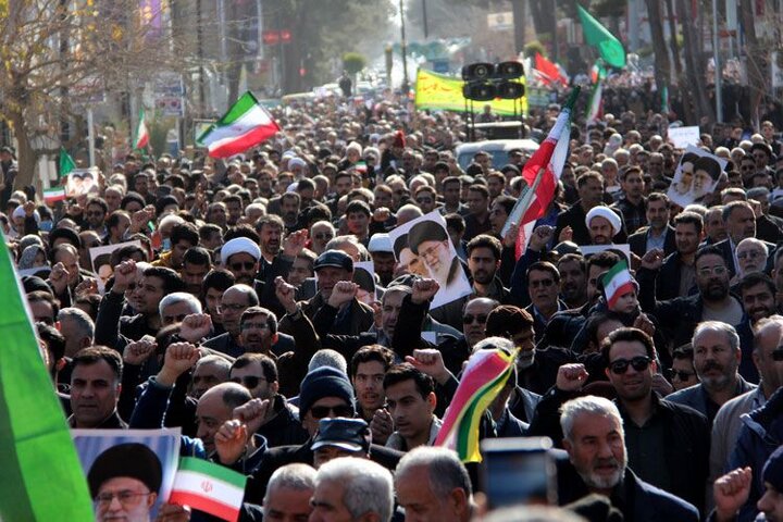 راهپیمایی مردم متدین گناباد علیه اغتشاشگران