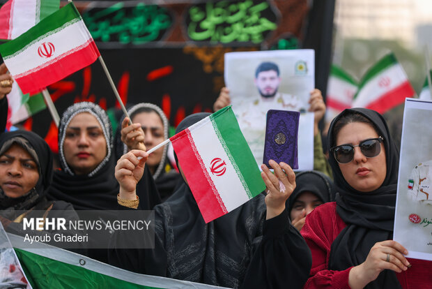 تجمع «همبستگی ملی» در کیش