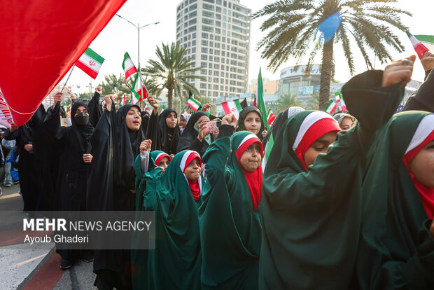 تجمع «همبستگی ملی» در کیش