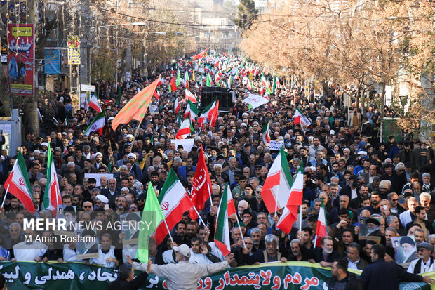 راهپیمایی «همبستگی ملی» در شهر ری