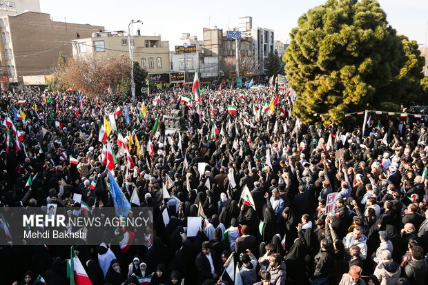 تجمع «همبستگی ملی» در قم