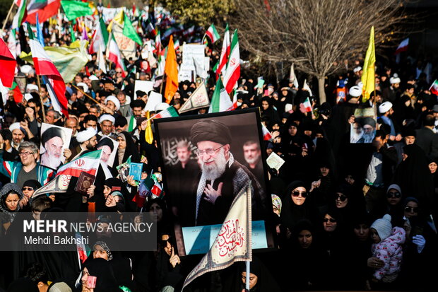 تجمع «همبستگی ملی» در قم